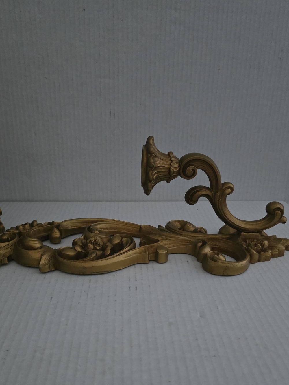 Pair of Vintage Homco Sconces - Picture 9 of 16